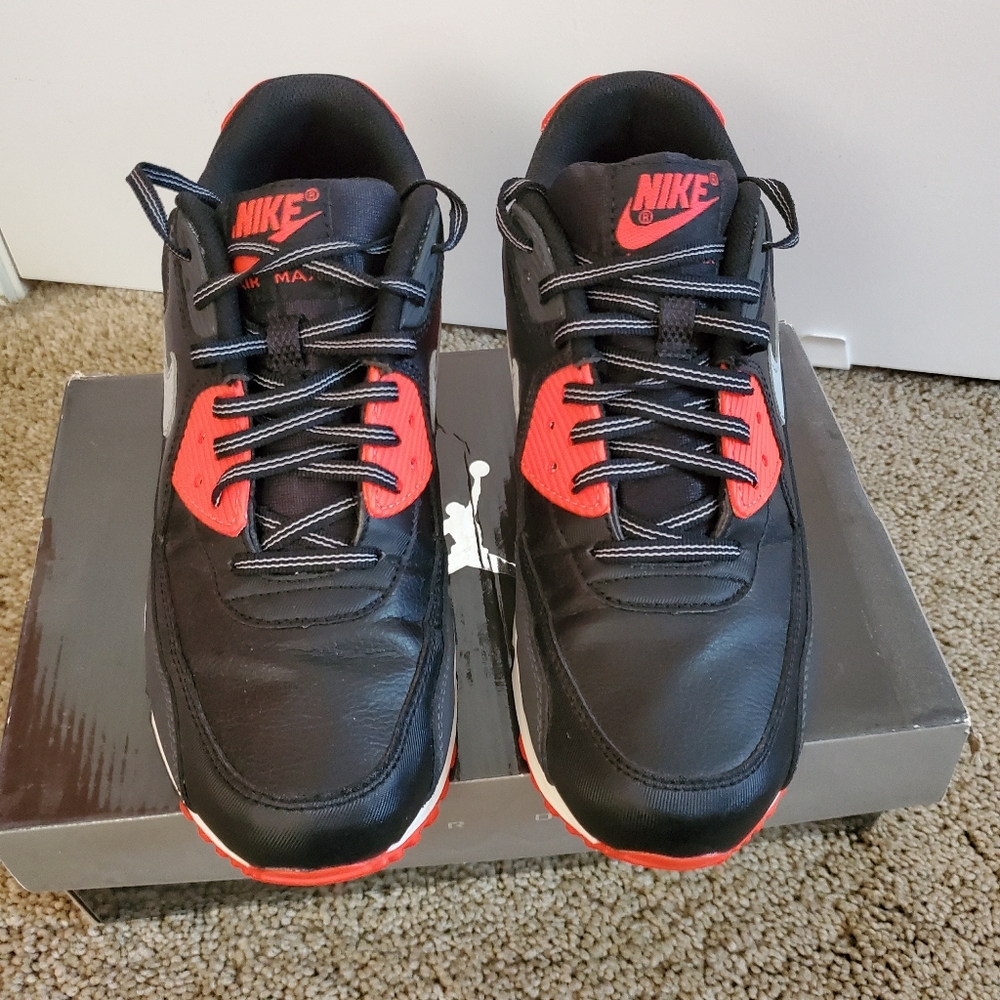 Nike air
